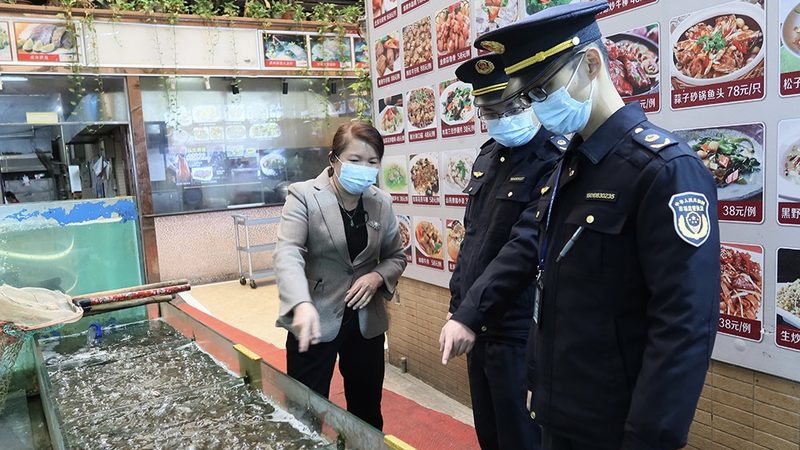 糖果包装机：揭秘其优缺点，助力企业高效生产