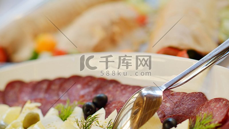 餐饮供应链加盟：区域保护政策如何影响你的加盟之路**